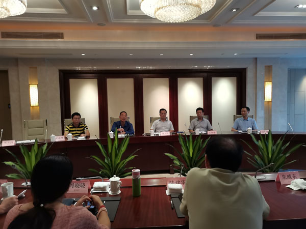 1568711957.jpg 2.jpg