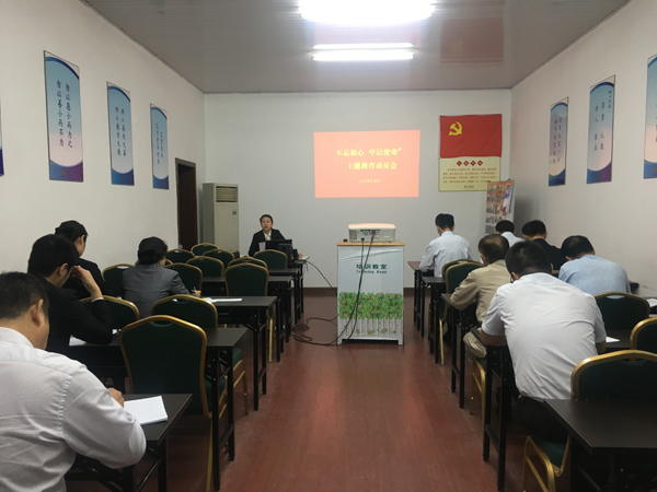 1572771401.jpg 4e8c5942e6df4def8c2514543af9ffae.jpg