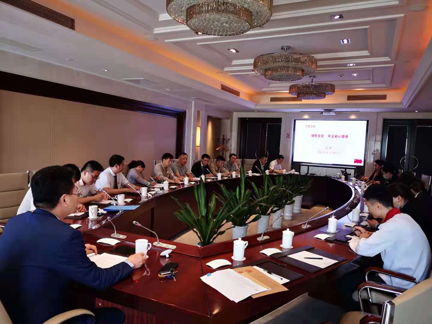 1625123625953016.jpg e7f073f14870989a16cca84e1f9eb13.jpg