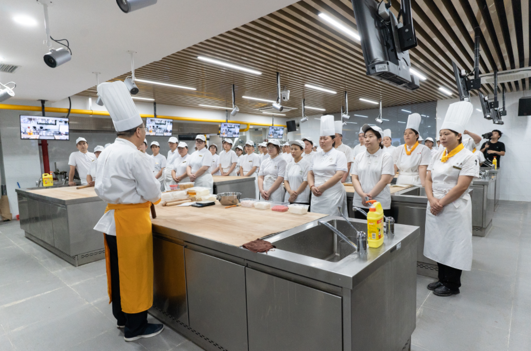 1691024984516250.jpg 1691024975598.jpg