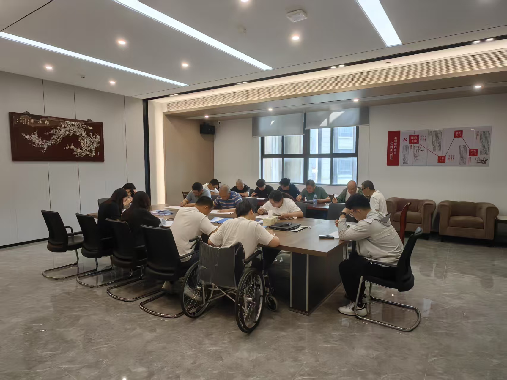 1747988767839451.jpg 012d5a012ce2de695eb36e575b8a63a.jpg