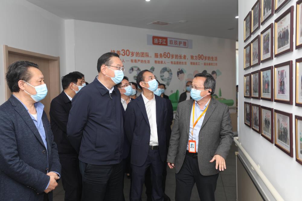 市政協(xié)主席陳揚專題調(diào)研集團聚焦主責主業(yè)、做大做強產(chǎn)業(yè)情況-2.jpg